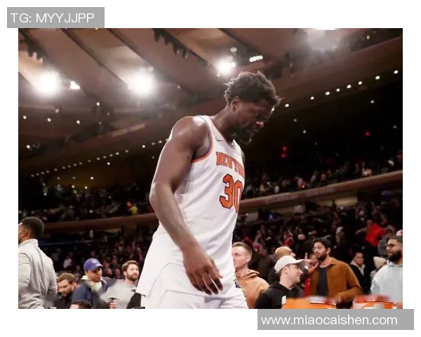 朱利叶斯兰德尔如何在NBA赛场上展现个人风采与团队合作的完美结合